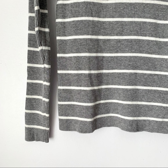 Gap | gray and white striped knitted sweater - Picture 5 of 8